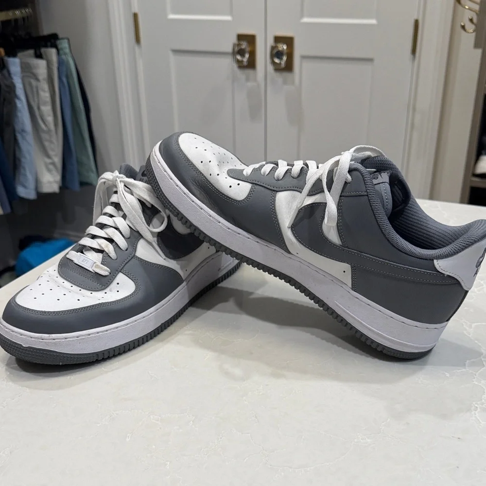 Nike Air Force 1 Men's Sneakers in Gray and White - Picture 6 of 7